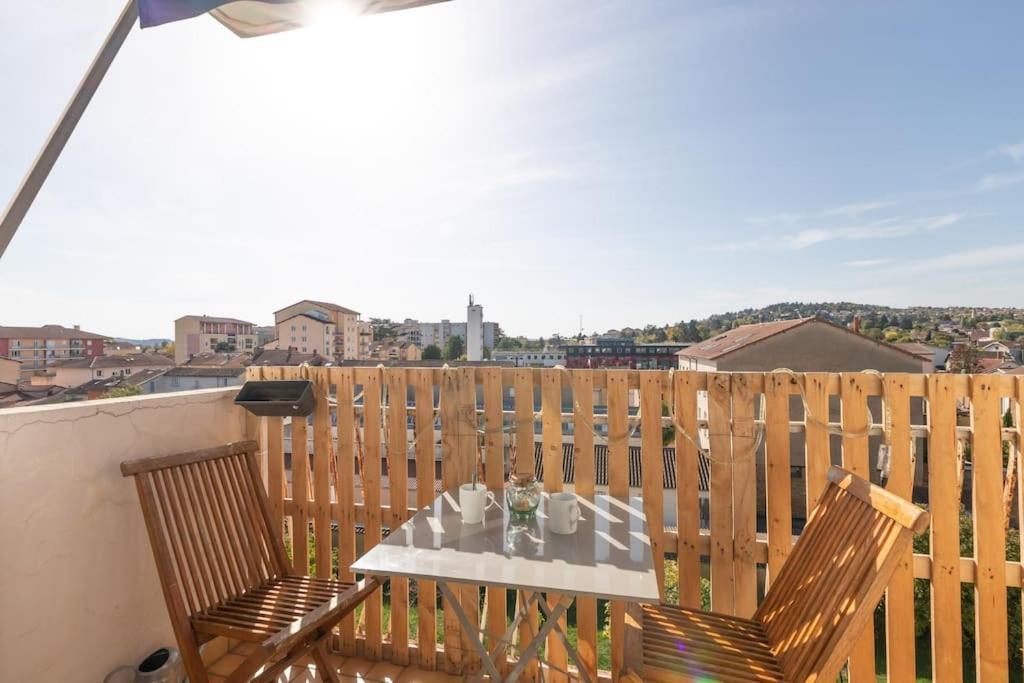 Cabana & Grand Appartement Cosy - Parking & Balcon Villefranche-sur-Saône Kültér fotó